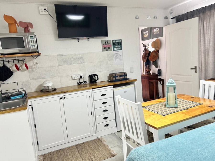 3 Bedroom Property for Sale in Golden Mile Western Cape